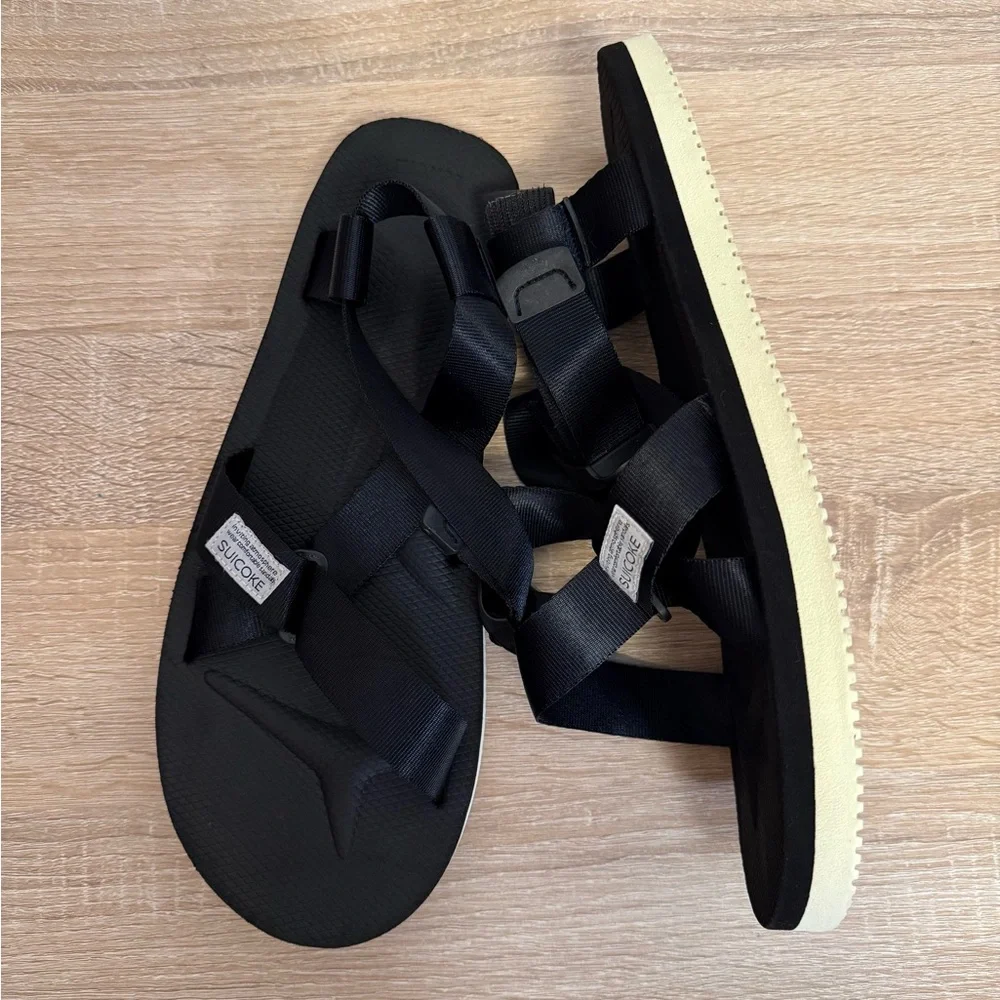 Suicoke Sandals  Black Nylon Strappy Sandals‎ Vibram Soles Men’s Size 10